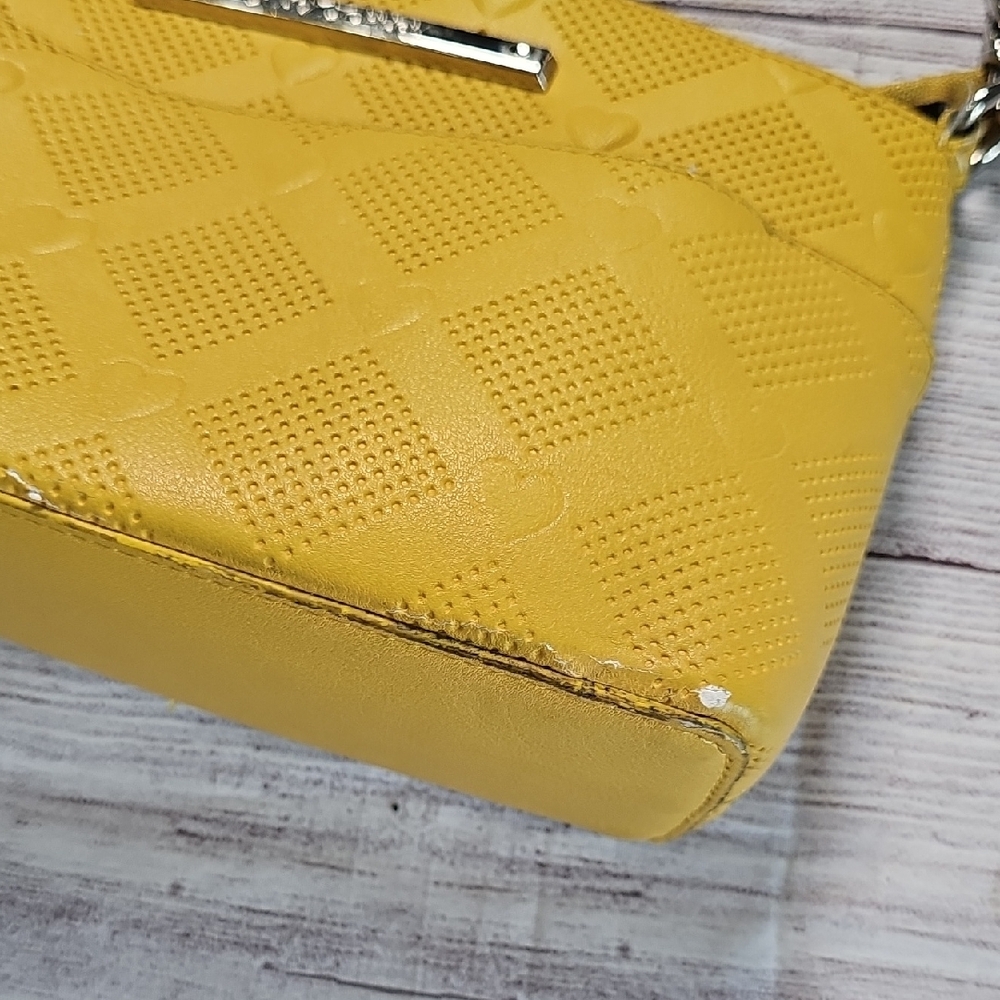 Betsey Johnson Yellow Crossbody Bag with Metallic Hardware - Picture 3 of 16